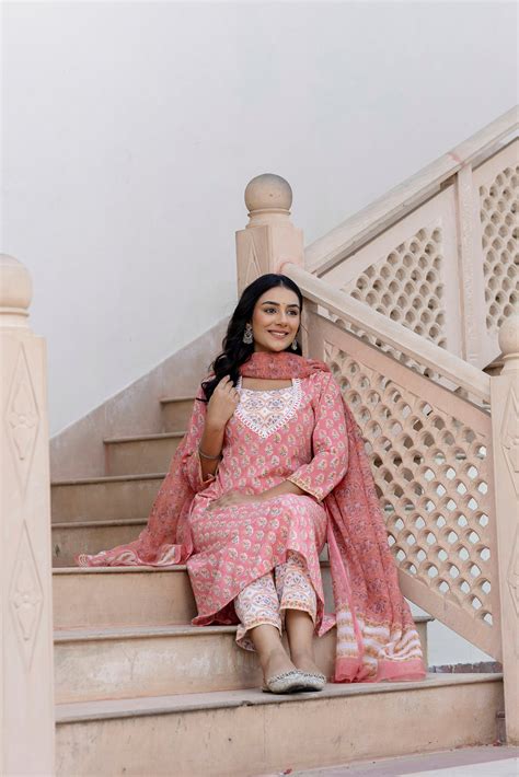 Sugna Peach Handblock Printed Cotton Suit Set With Kotadoriya Dupatta