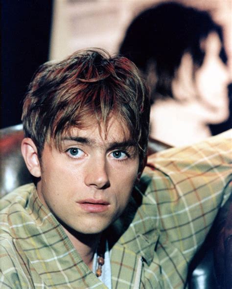 1,383 Me gusta, 6 comentarios - Damon Albarn Unofficial ...