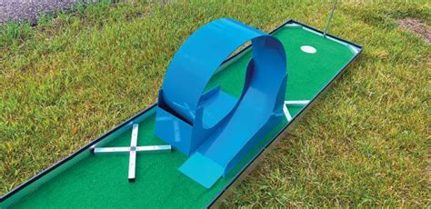 Plastic Loop Mini Golf Homemade 的图像结果