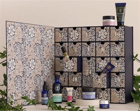 50+ Best Unusual Advent Calendars for Adults 2025 - hitched.co.uk