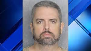 Sunrise sex offender busted for lewd Discord chats with underage girls ...