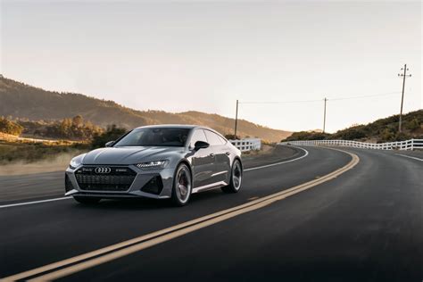 2025 Audi RS 7 Performance, HP & Engine Options | U.S. News