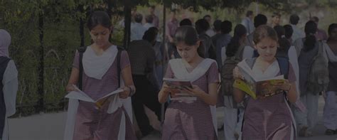 Image result for Computer Science Lab Bbdniit Lucknow