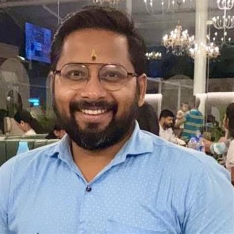 Meet Our Experienced Faculty | School of Management & Research, Pune