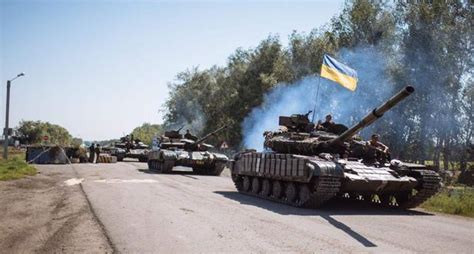 乌东战火重燃！乌克兰前沿部署兵力高达6.4万 俄军严阵以待|基辅|顿巴斯|俄罗斯_新浪新闻