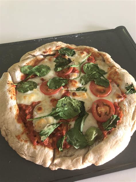 First Pizza Restaurant 的图像结果