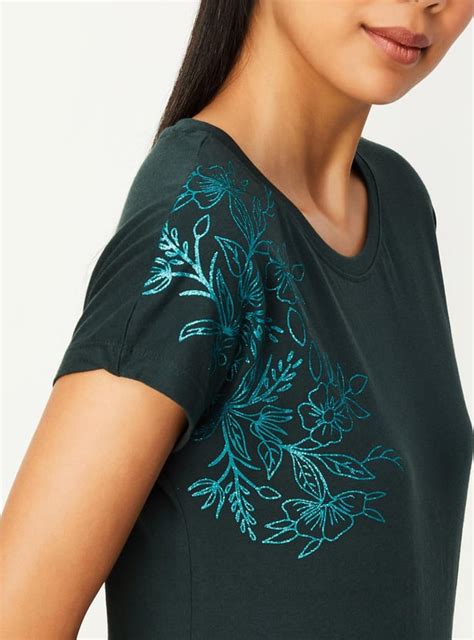 Buy Women Floral Printed T-shirt Online at just Rs. 399.0 ...