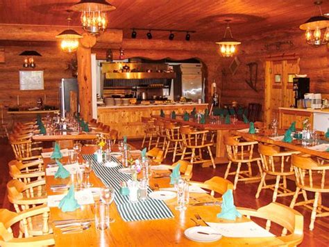 GLACIER BAY'S BEAR TRACK INN (Gustavus, Alaska) - Hotel Reviews ...