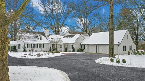 1582 Weyhill Cir, Bethlehem, PA 18015 | Homes.com