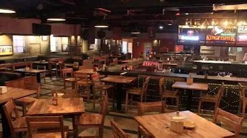 Scream Howzatt & Cheer-up For Every Sixes At These Top Sports Bar In ...
