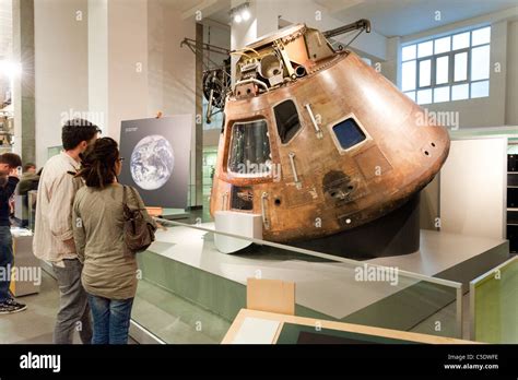 Apollo 10 Command Module 的图像结果