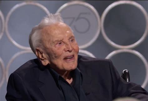 Hollywood legend Kirk Douglas gets standing ovation at Golden Globes ...