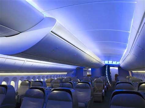 Unutrašnjost novog Boeinga 747-8 – M stil