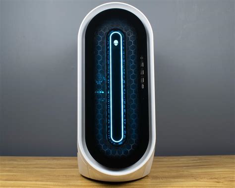 Alienware Computer R13 的图像结果