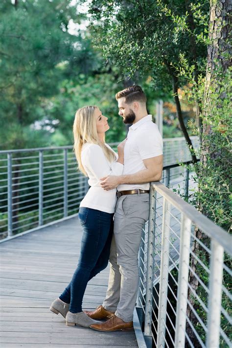 engagement photos places near me