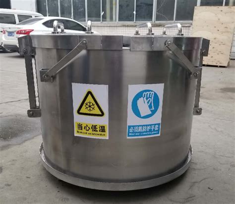 不锈钢液氮罐的选型方法及用途分类_班德液氮罐深冷处理机