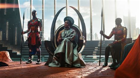 Review: 'Black Panther: Wakanda Forever' Is Not Your Typical Marvel ...