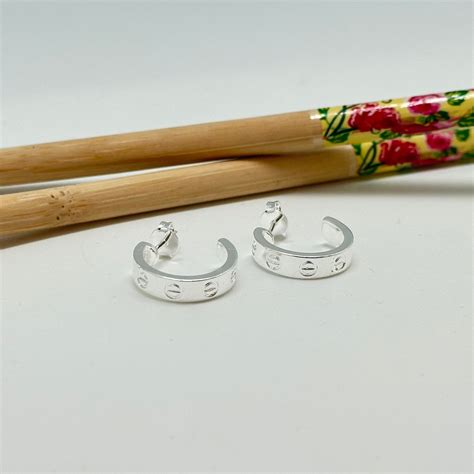 XP323 Aro Argolla Tipo Cartier 18 x 4 mm Aro Baño Plata Aros Bañados hecho de Bronce Bañado en ...