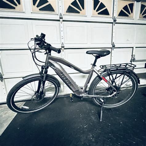 Michelob Ultra Beer vs Coors Light Calories : Be in the Know