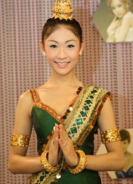 泰国最美人妖ROSE曝光 身段脸庞皮肤堪称无限完美(图)-搜狐滚动