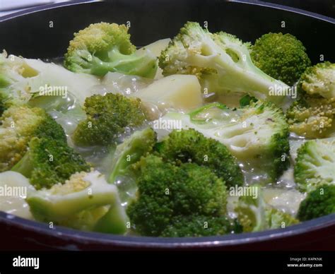 Broccoli In Stew High Resolution Stock Photography and Images - Alamy