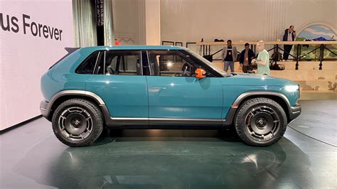 Rivian R2 will get Arizona-made batteries from LG