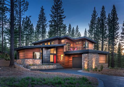 Modern Mountain Home Exterior