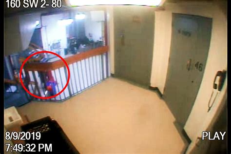 Epstein Files Live Updates: DOJ Releases Trove of Photos and Court Records