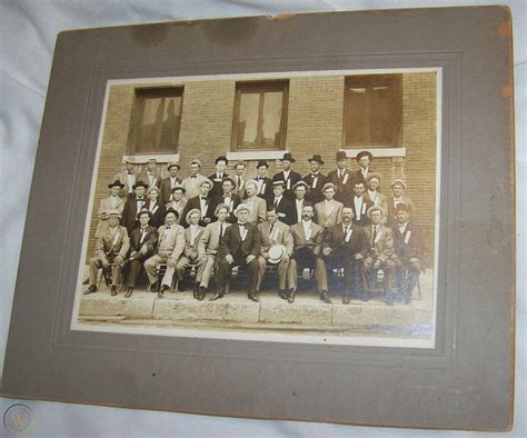 c1920 ANTIQUE RB SPENCER & Co EMPLOYEE CABINET PHOTO MEN WACO TEXAS ...