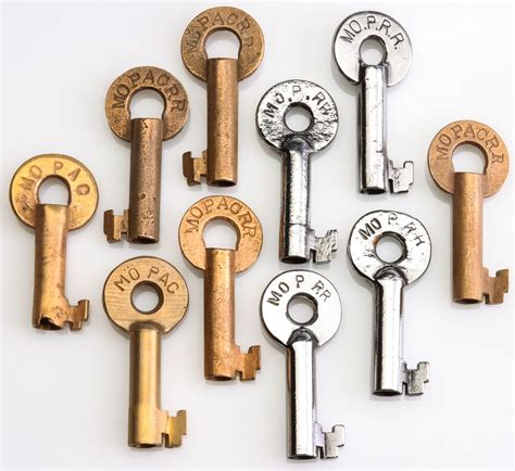 #210: TEN MISSOURI PACIFIC RAILROAD SWITCH KEYS