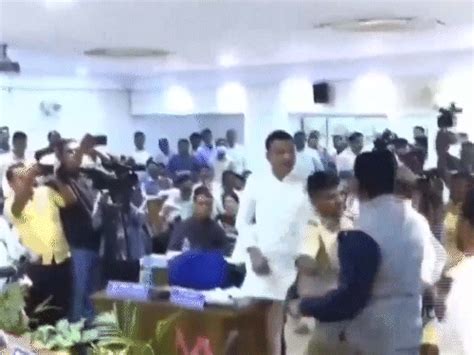 Congress MLC, BJP MLA clash in Karnataka Heated argument over land ...