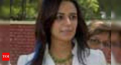 Mona’s miffed - Times of India