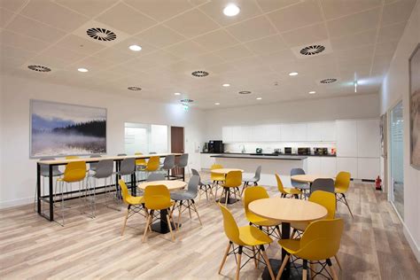 Tech Box 的图像结果