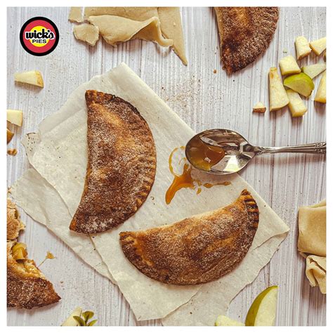 Taco Bell Caramel Apple Empanada