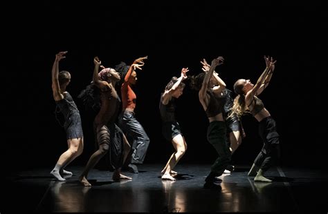 Una danza di potenza al femminile: Martha Graham Dance Company a Bologna