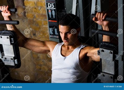 Bodybuilder Training on Pec Flye Stock Image - Image of hand, leisure ...