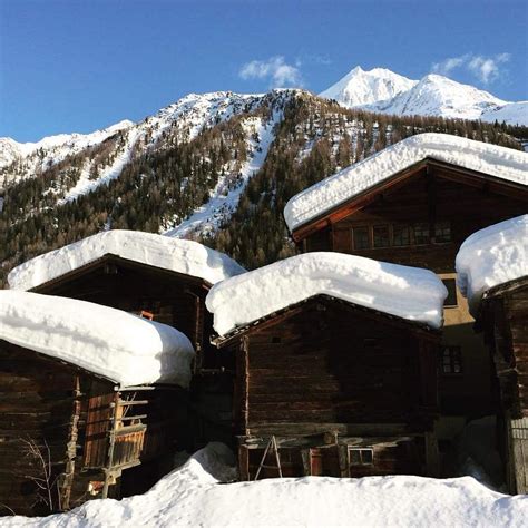 FREE SPIRIT HOSTEL (Saas-Balen) - Hostel Reviews, Photos, Rate ...