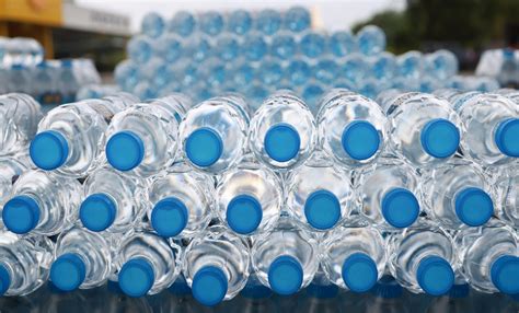 Scientists discover groundbreaking way to use old plastic bottles ...