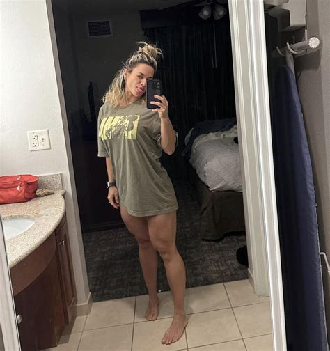 Renee Jewett - Thick booty : r/BeautifulWomenFitness