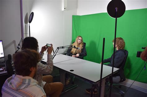 Rezultat imagine pentru Digital Multimedia Design