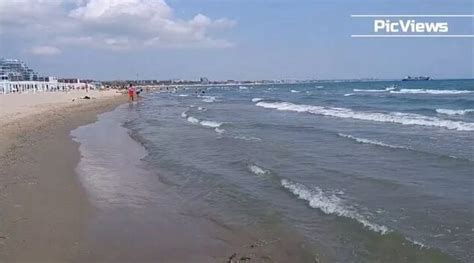 Анапа сегодня 13 июля 2025. Центральный пляж. Чёрное море. Отдых и ...
