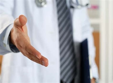 Best General Physician Doctors Near me in Vadodara | Justdial