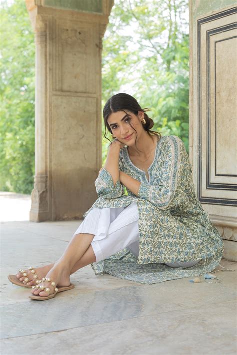 AANCHAL COTTON KURTA