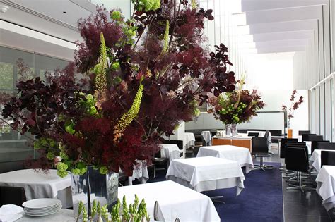 THE MODERN – Emily Thompson Flowers