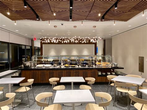 Review: Amex Centurion Lounge in Phoenix - The Points Guy