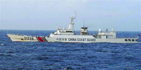 中国海警船在钓鱼岛领海内追逐日本渔船_手机新浪网