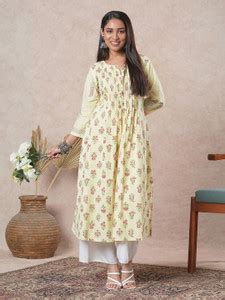 KAMI KUBI Women Floral Print Flared Kurta - Buy KAMI KUBI Women Floral ...