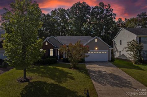 10312 Fairbourne Ct, Charlotte, NC 28269 | Trulia