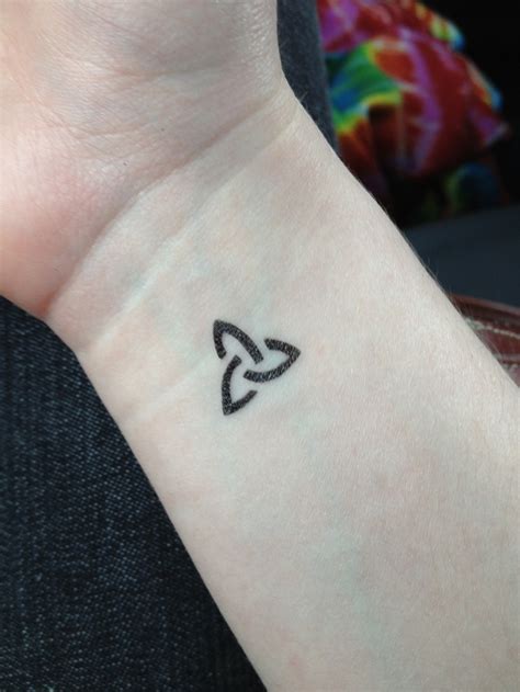 inner forearm henna