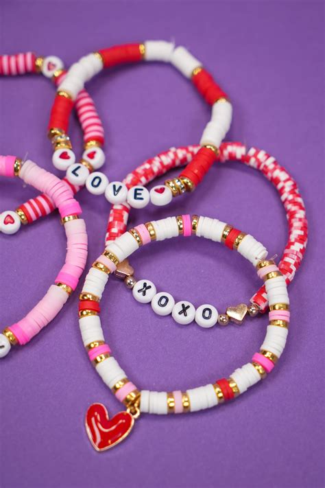 Learn how to make your own Valentine's Day Bracelet set! These cute ...